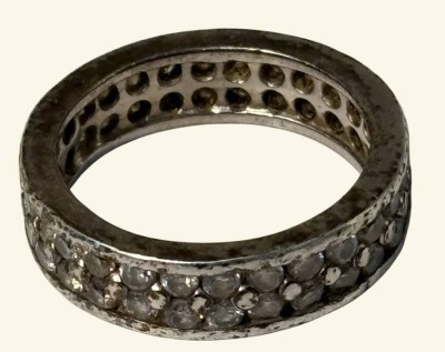 Auktion 366<br>Silberring-925-, umlaufend klare Steine, RG 53, 4,8 gr., ungeputzt [1]