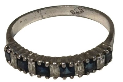 Auktion 366<br>Silberring-925- mit blauen Steinen, RG 53, 1,8 gr [1]