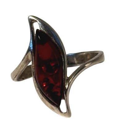Auktion 366<br>Silberring-925- mit Bernstein, RG 57, 2,6 gr [1]