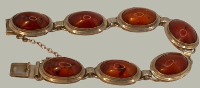 Auktion 366<br>Bernstein-Armband, Silber-935-, 20,8 gr [1]