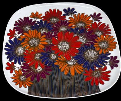 Auktion 367<br>Rosenthal gr.  Teller , stilis Blumen Design Rosamunde Nairac studio 70er (Jubil. Marke), 31x30 cm [1]
