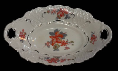 Auktion 367<br>ovale Art Deco Schale mit Blumendekor, H-6 cm, 32x21 cm, Kronenmarke [1]