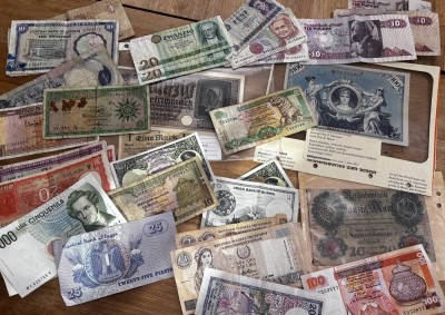 Auktion 367<br>47 div. Banknoten, alle Welt [1]