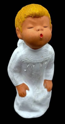 Auktion 367<br>singende Jullar-Engelfigur, Spanien, wohl Keramik, H-20 cm [1]