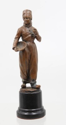 Auktion 367<br>Figur, Hollandjunge, Bronze, an den Füssen wohl restauriert, Steinsockel, ca. H-21,5cm [1]