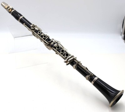 Auktion 367<br>Klarinette um 1930, gemarkt Boucet , sowie nummeriert 5017, L-67cm, optisch guter Zustand [1]