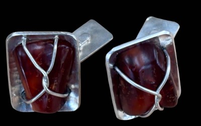 Auktion 367<br>Paar Silber-800- Manchettenknöpfe mit Bernstein, 12,9 gr [1]