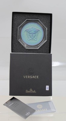 Auktion 367<br>Glasuntersetzer, Rosenthal, Versace, orig. Karton, ca. D-10,7cm [1]