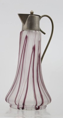 Auktion 367<br>Jugendstil-Karaffe, Glas mit Fadenauflage, Lötz?, Metallmontur, ca. H-20,8cm [1]