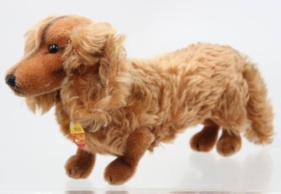 Auktion 367<br>Dackel Waldi, Steiff, Knopf  & Restfahne, ca. L-36cm [1]