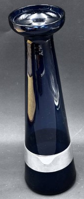 Auktion 367<br>hohe Hyazinthern-Vase, blau mit breiten Silberring-813-, H-3 cm, Gesamt H-29 cm [1]
