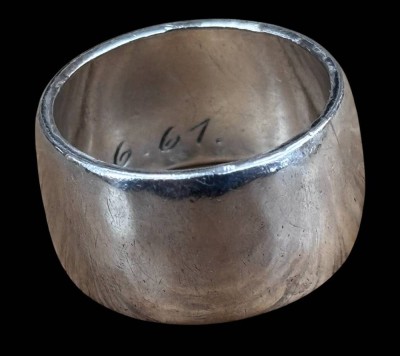 Auktion 367<br>breiter Silberring-835-, Gravur von 1961, RG 61, B-1,2 cm, 11 gr [1]