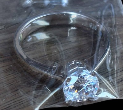 Auktion 367<br>Silberring-925- mit grossen, klaren Stein, neu in Tüte [1]