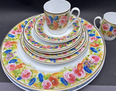 Auktion 367<br>9 Teile Rosenthal Geschirr, Rosendekor [1]