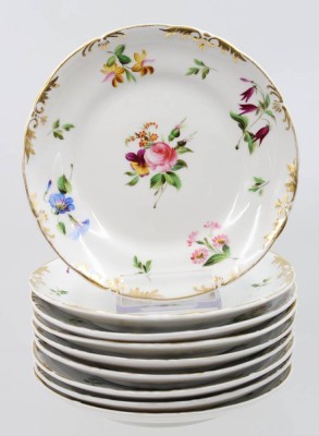 Auktion 367<br>9x Kuchenteller, Moabit, 19. Jhd., florale Bemalung, je D-18,5cm [1]