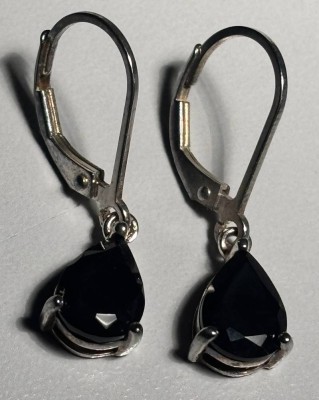 Auktion 367<br>Paar Silber-Ohrhänger -925-, dunkle Steine, H-3 cm, 3 gr [1]