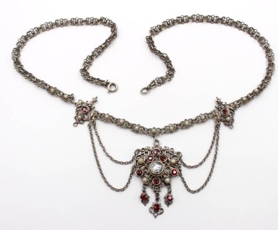 Auktion 367<br>Vintage Trachten-Collier, 800er Silber, Granat und Perlen, 23,5gr., L-46cm [1]