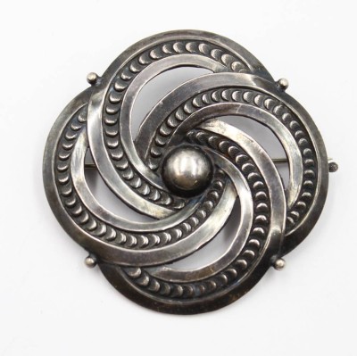 Auktion 367<br>finnische modernistische ethnische Brosche, 813er Silber, 9gr., D-4,5cm [1]