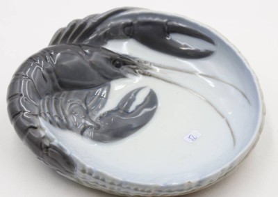 Auktion 367<br>Hummerschale, Royal Copenhagen, Dänemark, Entw. Jørgen Balslov, Modellnr. 3498, ca. D-19cm [1]