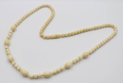 Auktion 367<br>Halskette, Bein, um 1920/30, ca. L-80cm [1]