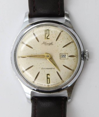 Auktion 367<br>Vintage-Armbanduhr, Kienzle, Handaufzug, Werk läuft an, Tragespuren, ca. D-3cm [1]