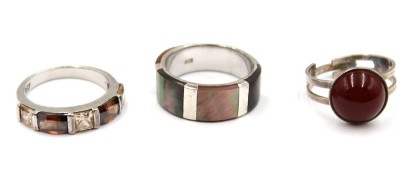 Auktion 367<br>3x div. 925er Silber-Ringe, div. Steinbesatz, zus. ca. 18,5gr., RG ca, 60 [1]