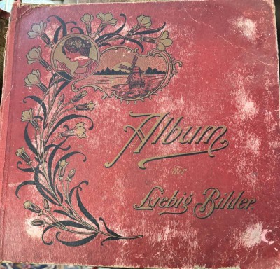 Auktion 367<br>altes Liebig-Album mit 69 Bildchen, nur 4  oder 5 Serien komplett [1]