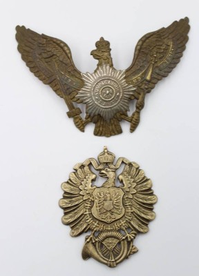 Auktion 367<br>2x  Pickelhauben-Applikationen, 1x Post, Größte ca. 17 x 10,5cm [1]