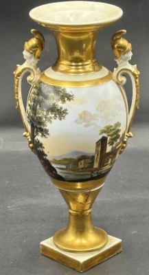 Auktion 367<br>französische Empire Vase mit Landschaftsmalerei und Blumen auf blauen Fond, mehrfach geklebt, H-28 cm [1]