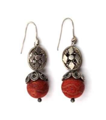 Auktion 367<br>Paar Ohrhänger mit Schaumkoralle, versilbert Montur, ca. L-5,5cm [1]