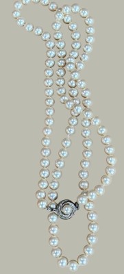 Auktion 367<br>Perlenkette mit Silberschliesse-925-, L-ca. 80 cm, D-0,5 cm [1]