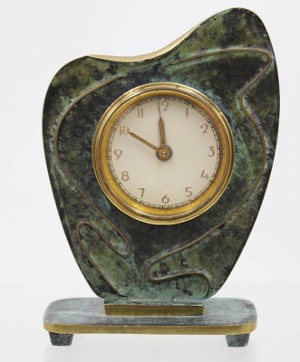 Auktion 367<br>kl. Tischuhr, Bronze, Werk steht, ca. H-13,5cm [1]