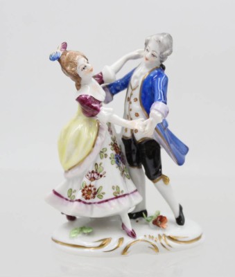 Auktion 367<br>tanzendes Rokokopaar, Aelteste Volksstedt, bemalt, ca. H-8cm [1]