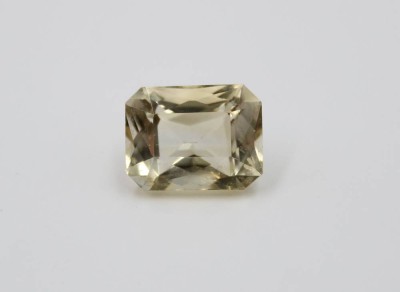 Auktion 367<br>Topas, ca. 1,7 x 1,2 x 1cm [1]