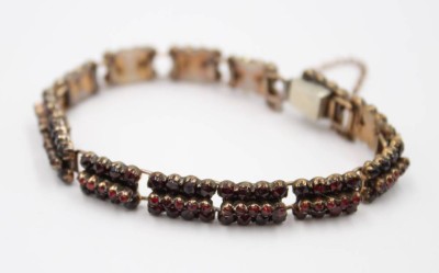 Auktion 367<br>antikes Armband, Granat, ca. L-16cm [1]