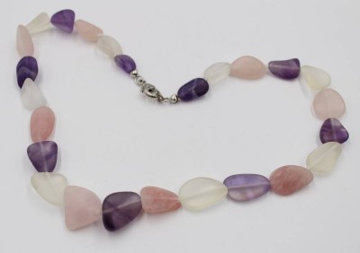 Auktion 367<br>Halbedelstein-Halskette, Silberschließe, ca. L-45cm [1]