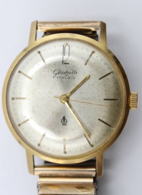 Auktion 367<br>Vintage-Armbanduhr, Glashütte , Handaufzug, Werk läuft, Altersspuren, D-3,5cm [1]