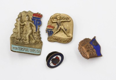 Auktion 367<br>4x Kleinabzeichen, DDR, Sport, 50er Jahre [1]