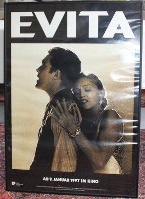Auktion 367<br>gr. Kinoplakat, EVITA,  von 1997, ger./Glas, RG 85,5 x 60,5cm [1]