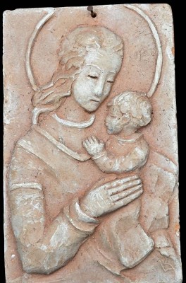 Auktion 367<br>3x Reliefplatten, 1x Terrakotta, 2x Stuck, max.  17x11 cm [1]