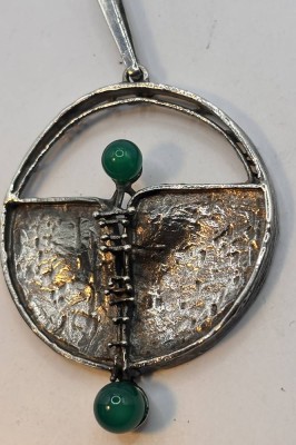 Auktion 367<br>gr. Silber-835- Designer Anhänger, 2 gr. Kugeln, H-ca. 5,5 cm, ca. 18 gr. [1]