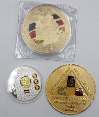 Auktion 368<br>3x gr. Gedenkmedaillen, ca. D-7 bis 10,3cm [1]