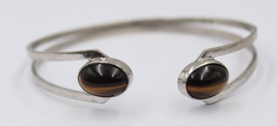 Auktion 368<br>Armspange, 835er Silber mit Tigerauge, 17gr. [1]