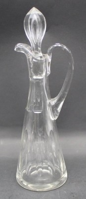 Auktion 368<br>kl. Ölkaraffe, beschliffen, H-25 cm [1]