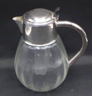 Auktion 368<br>gr. Saftkrug mit Eisbehälter, sog. Kalte Ente, versilb. Montur , H-27 cm [1]