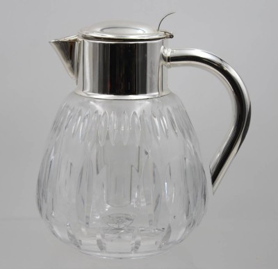 Auktion 368<br>sogen. Kalte Ente, komplett, versilb. Monturen, beschliffen, ca. H-27cm [1]