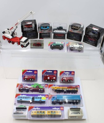 Auktion 368<br>Konvolut div. Automodelle, u.a. Schuco u. Siku, meist in OVP [1]