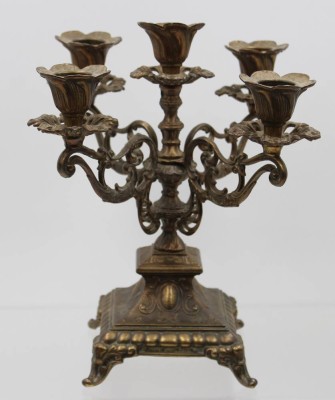 Auktion 368<br>5flammiger Leuchter, Messing, nach antikem Vorbild, ca. H-24,5cm [1]