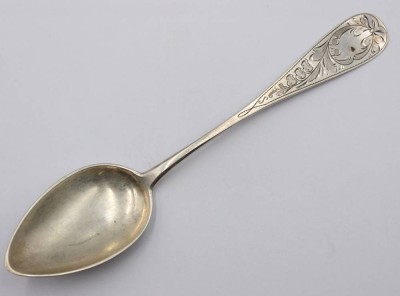 Auktion 368<br>Esslöffel, datiert 1905, 800er Silber, ziseliert, Punktgravur, 29,8gr., L-18,2cm [1]