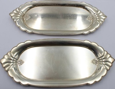 Auktion 368<br>2x kl. Tabletts, WMF Straussenmarke, älter, 26 x 12cm [1]